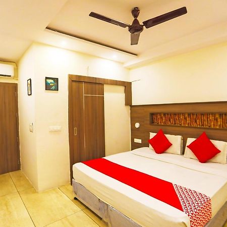 Oyo 62700 Hotel Surya Inn Panipat Экстерьер фото