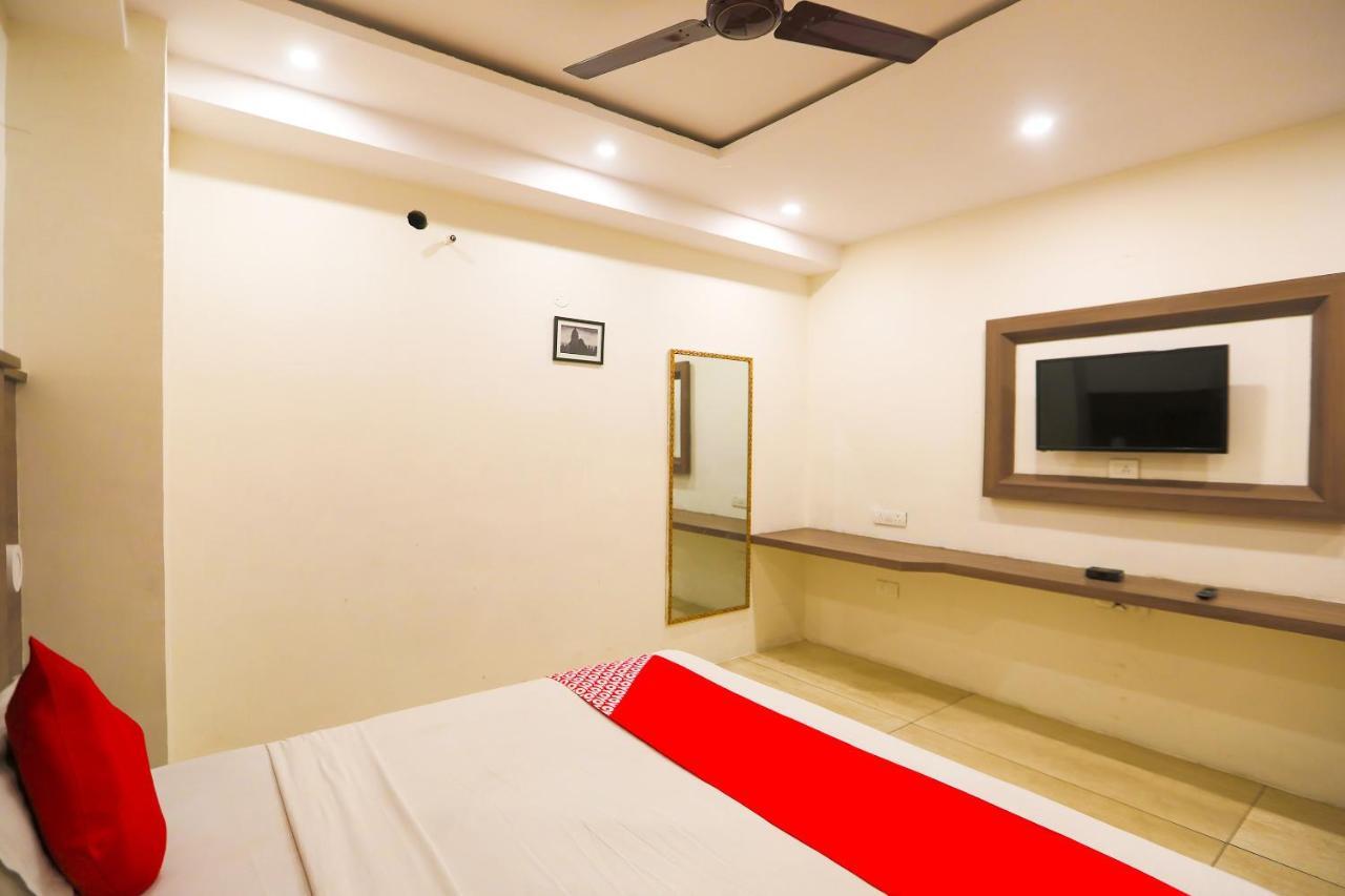 Oyo 62700 Hotel Surya Inn Panipat Экстерьер фото